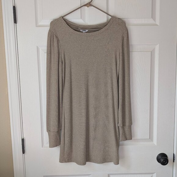 Sweater Dress - Picture 6 of 7